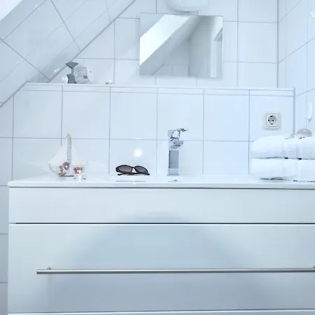 Seebrise Apartment *